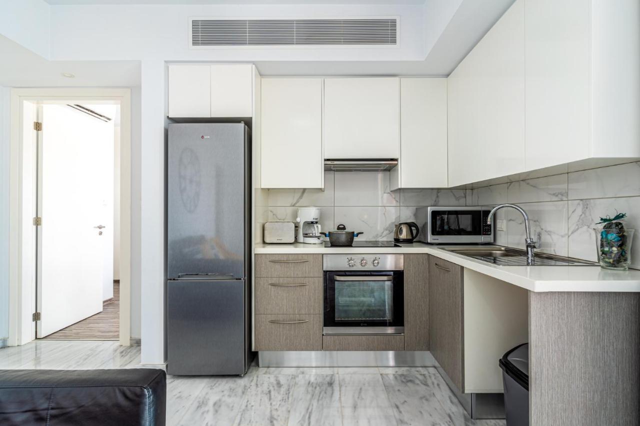 Oyster 1-Br Apt In Larnaca Exterior photo